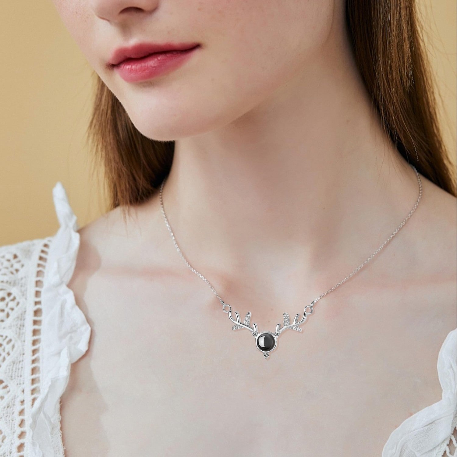 Birth Flower Necklace, Floral Necklace, Botanical Necklaces, Mothers Day Gifts, Flower Girl Necklace, Dainty Mom Necklace, Birthday Necklace