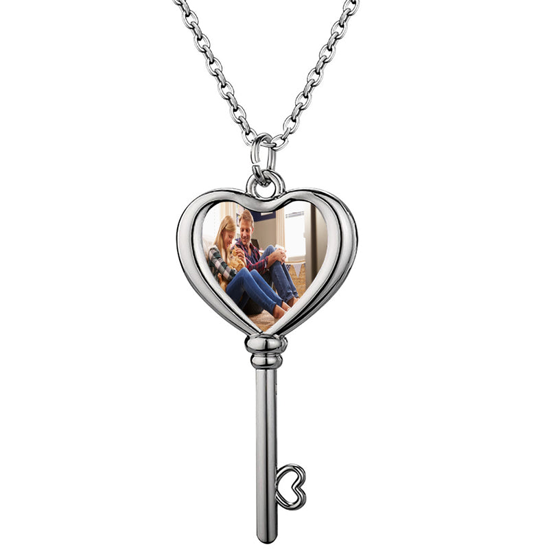 Initial Necklaces for Women Trendy, Dainty Letter Necklace Tiny A-Z Pendant, Plated Cute Personalized Name Chain Fashion Accessories Jewelry Birthday Gifts for Her